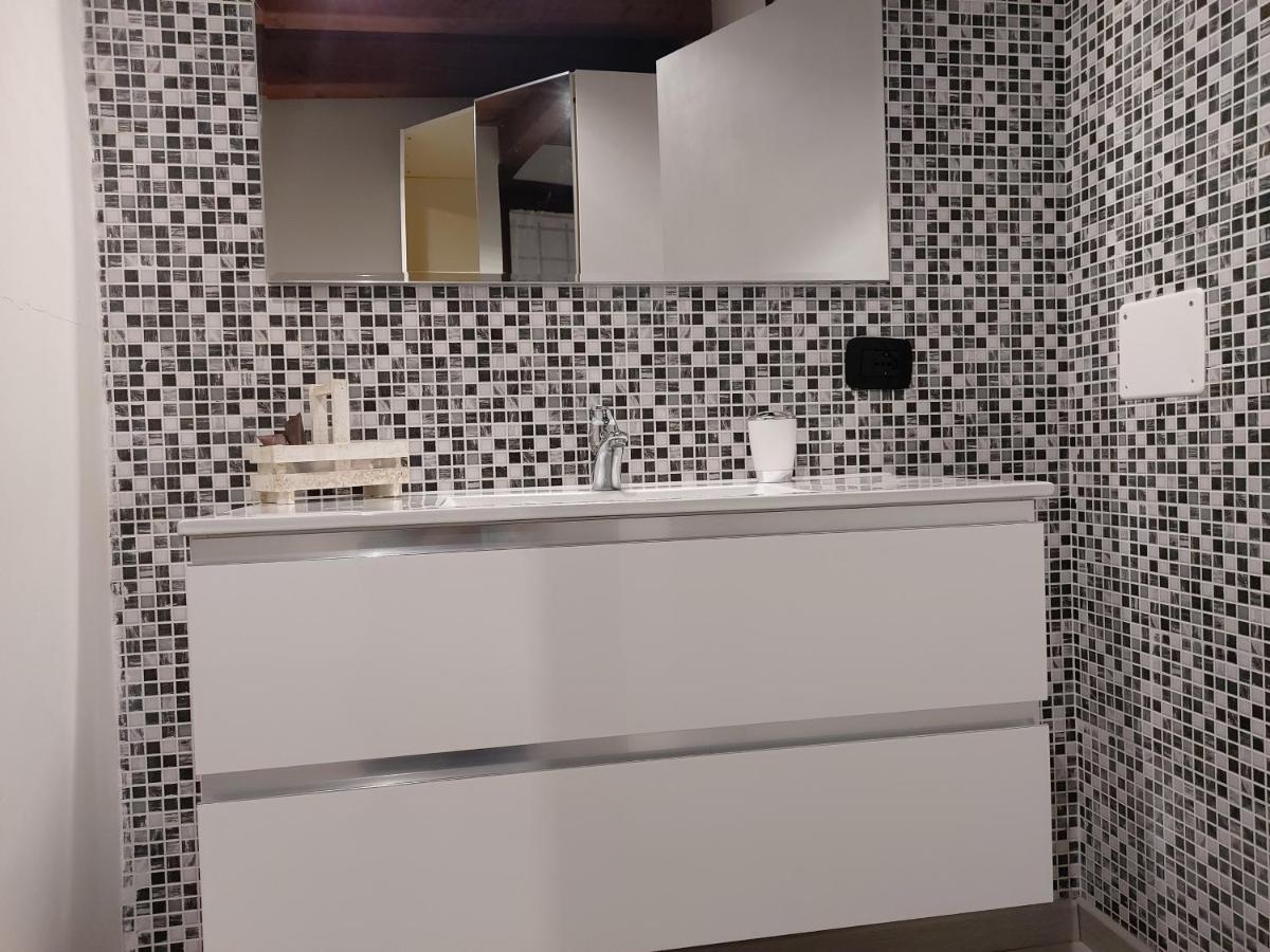 Palazzo Ponte Pietra Apartamento Verona Exterior foto